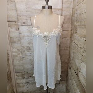 Elegant Off White Lace Trim Chemise